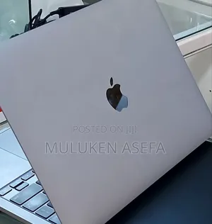 Photo - New Laptop Apple MacBook Pro 8GB Apple M2 SSD 256GB