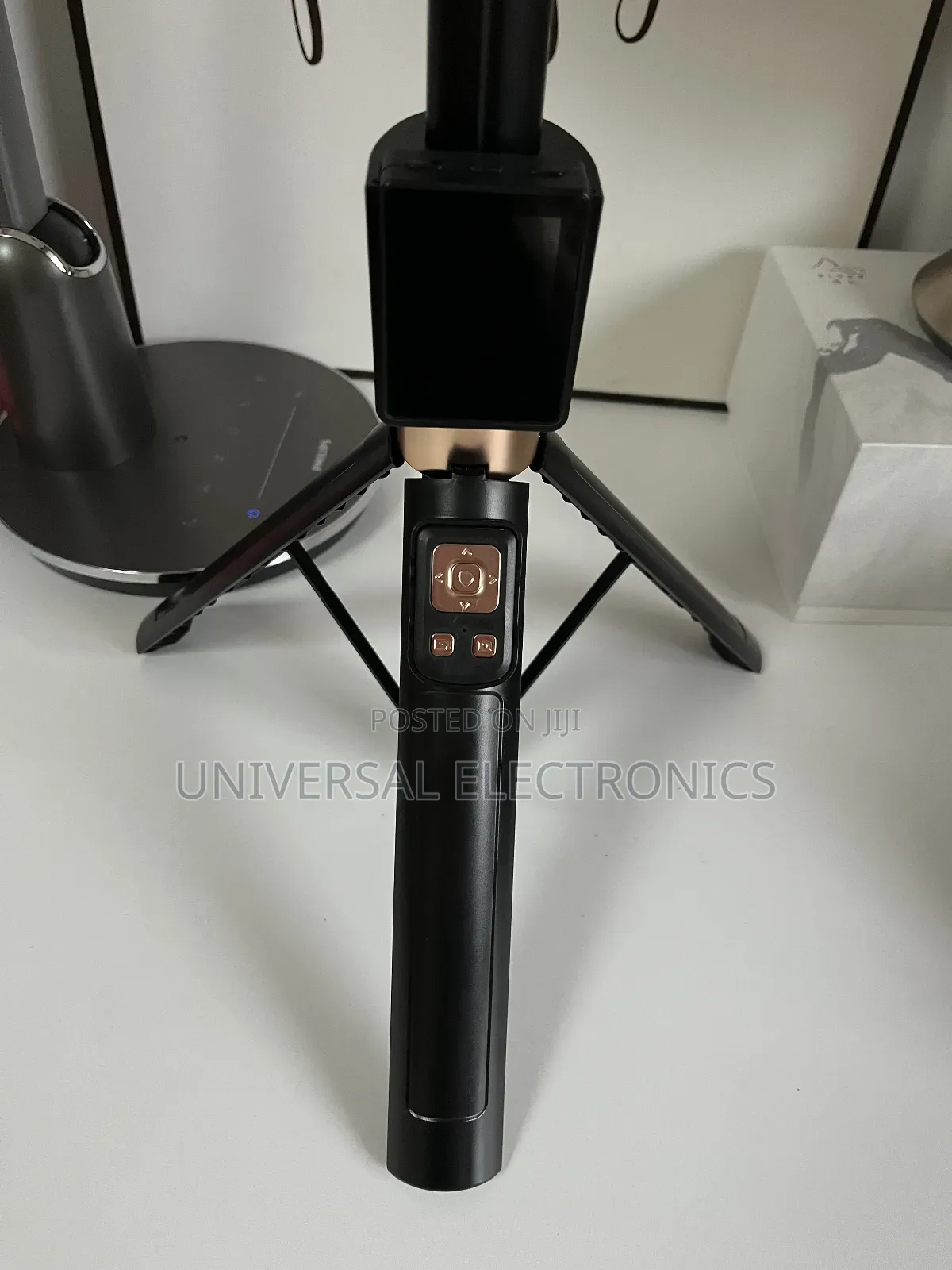 Pro Selfie_stick(Built-in Foldable Legs for Stable Support)