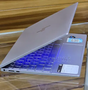 New Laptop HP Envy 14 8GB Intel Core I5 SSD 256GB