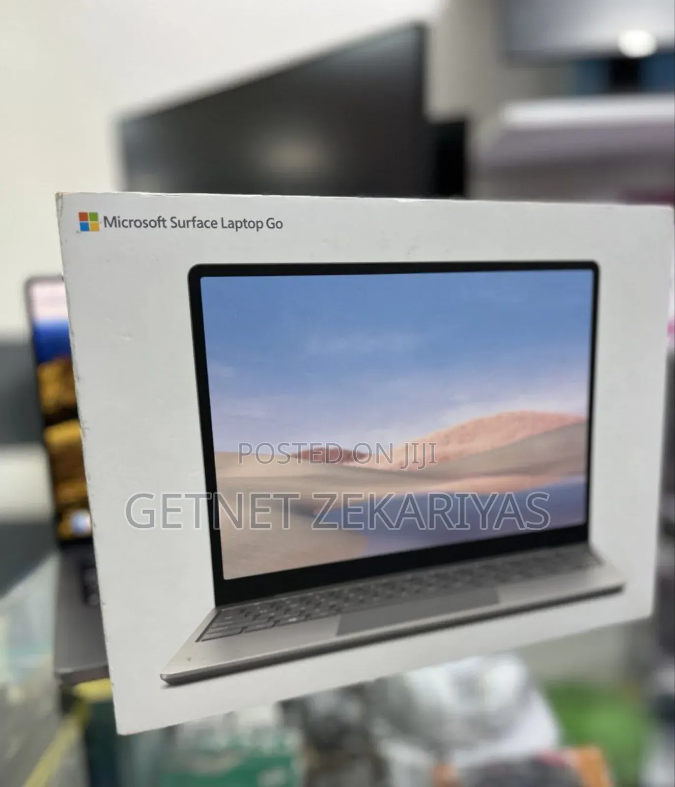 New Laptop Microsoft Surface Go 8GB Intel Core I5 SSD 128GB