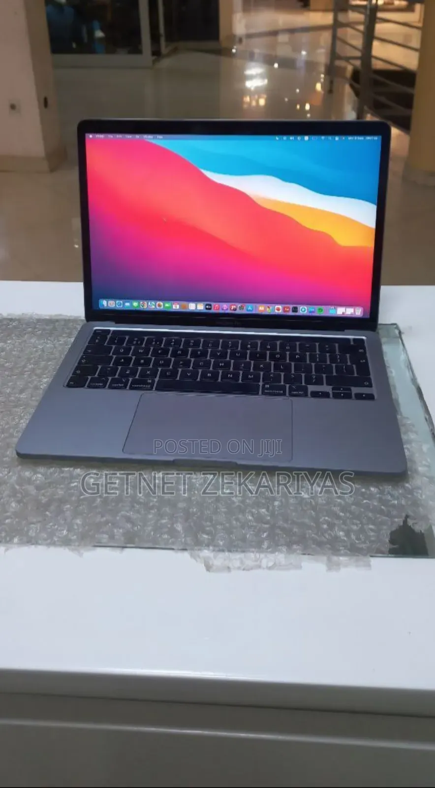 New Laptop Apple MacBook Pro 2020 16GB Intel Core I5 SSD 512GB