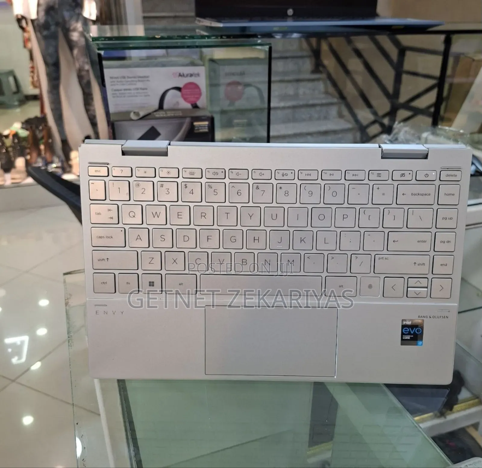 New Laptop HP Envy X360 16GB Intel Core I7 SSD 1T