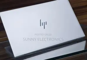 New Laptop HP Envy 14 8GB Intel Core I5 SSD 256GB