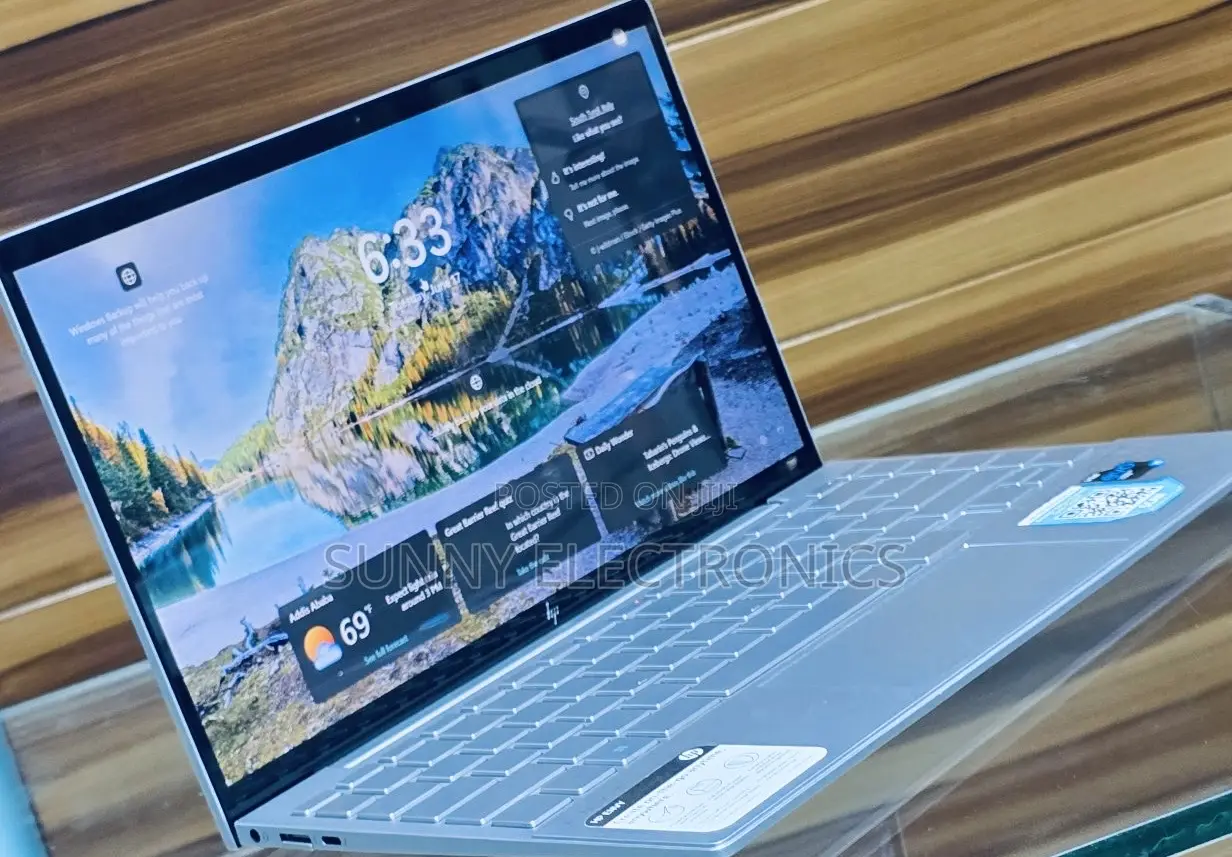 New Laptop HP Envy 14 8GB Intel Core I5 SSD 256GB