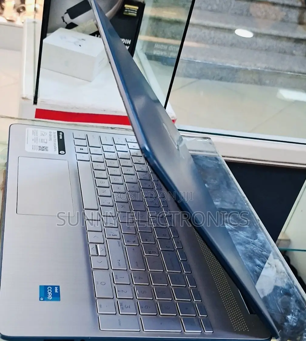 New Laptop HP Stream Notebook 8GB Intel Core I3 SSD 512GB