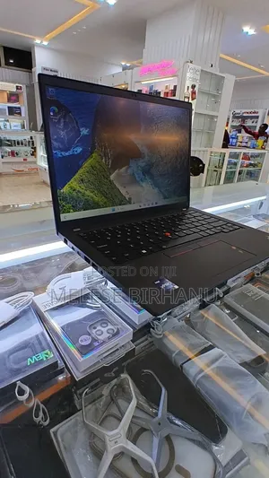 Photo - New Laptop Lenovo ThinkPad T14 G3 16GB Intel Core I5 SSD 512GB