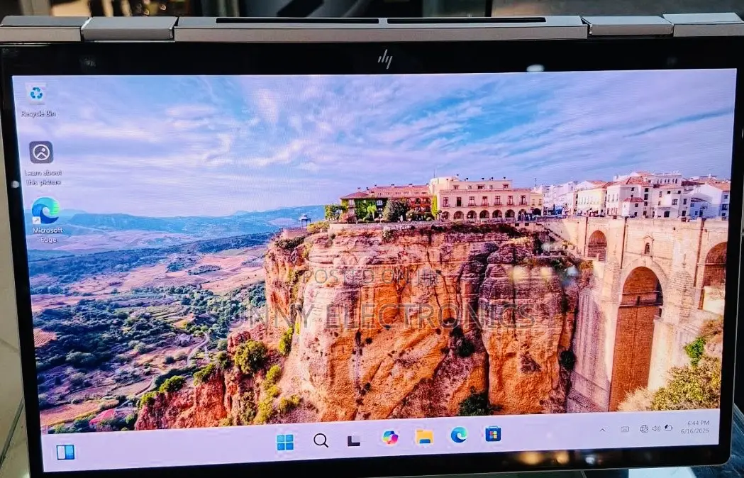 New Laptop HP Envy X360 16GB Intel Core I7 SSD 1T