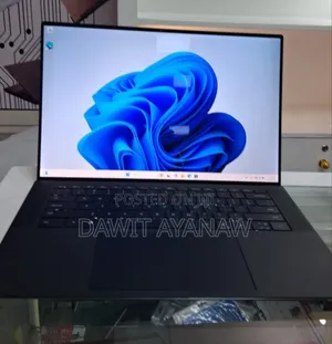 Photo - New Laptop Dell 16GB Intel Core I7 SSD 1T