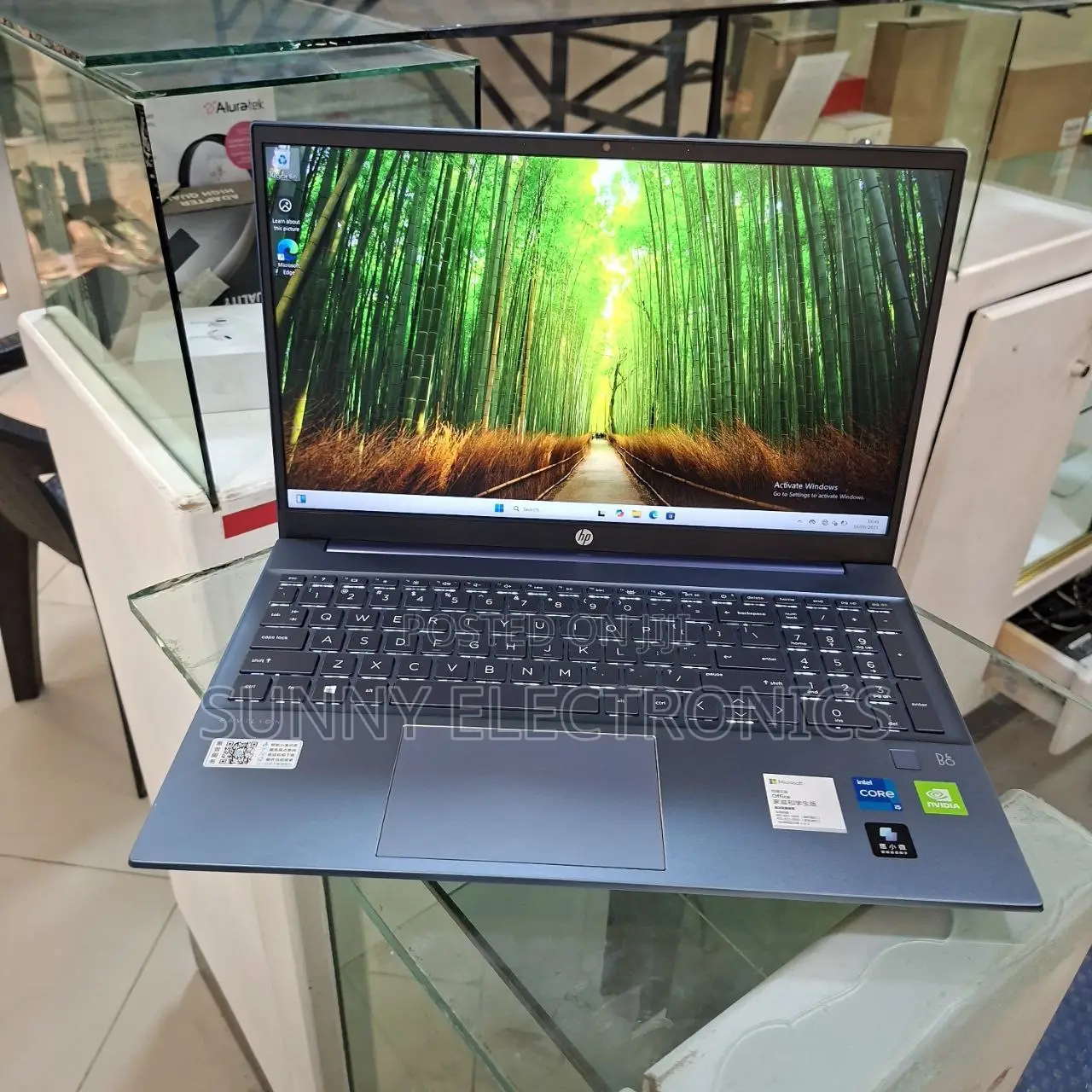 New Laptop HP Pavilion 15 16GB Intel Core I5 SSD 512GB