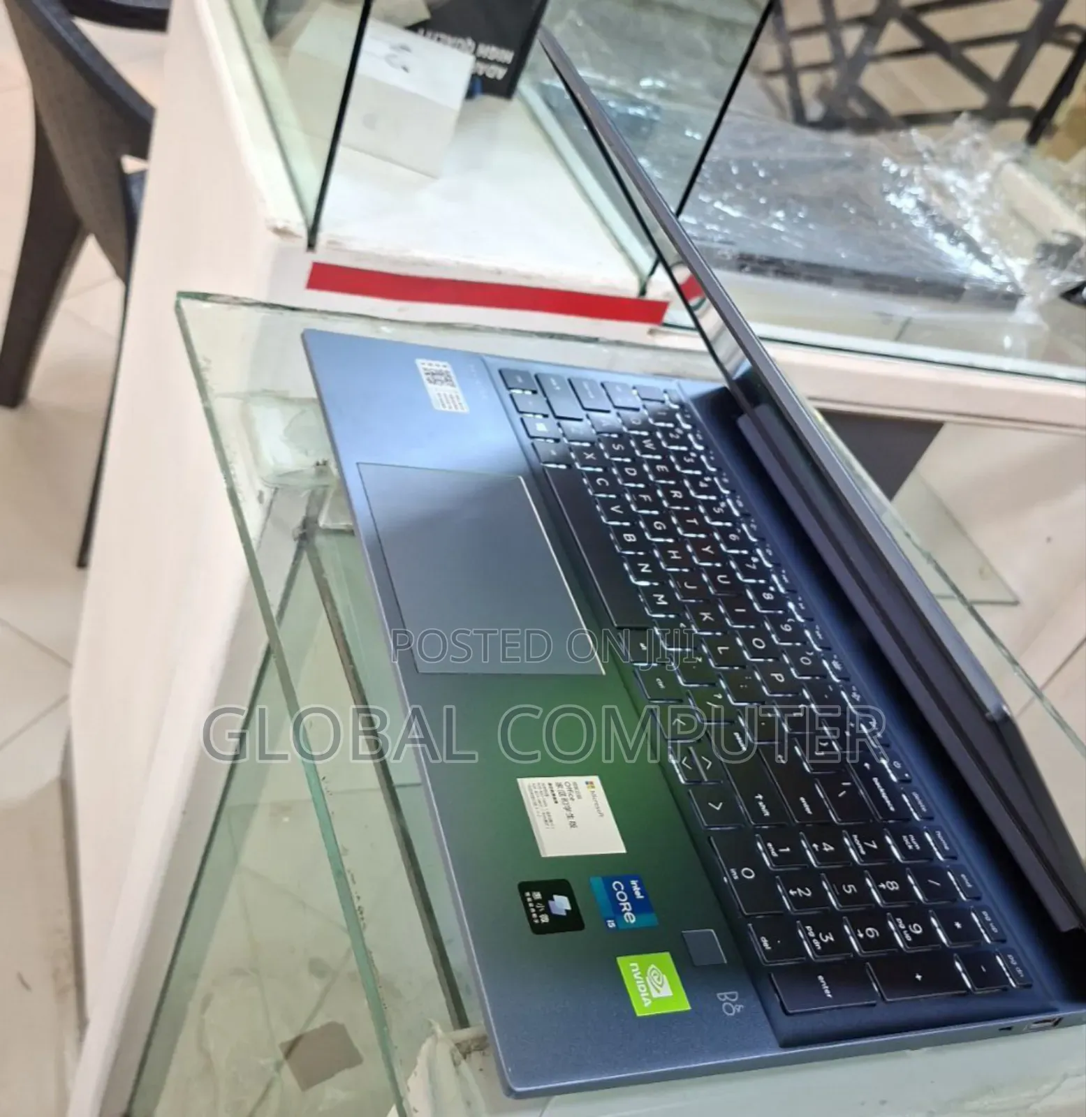 New Laptop HP Pavilion 14-Ce3064st 16GB Intel Core I7 SSD 512GB
