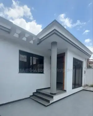 Furnished 3bdrm Villa in Ayat Area Inside, Yeka for sale