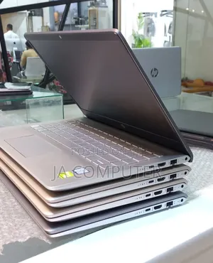 New Laptop HP Pavilion 15 8GB Intel Core I5 SSD 512GB