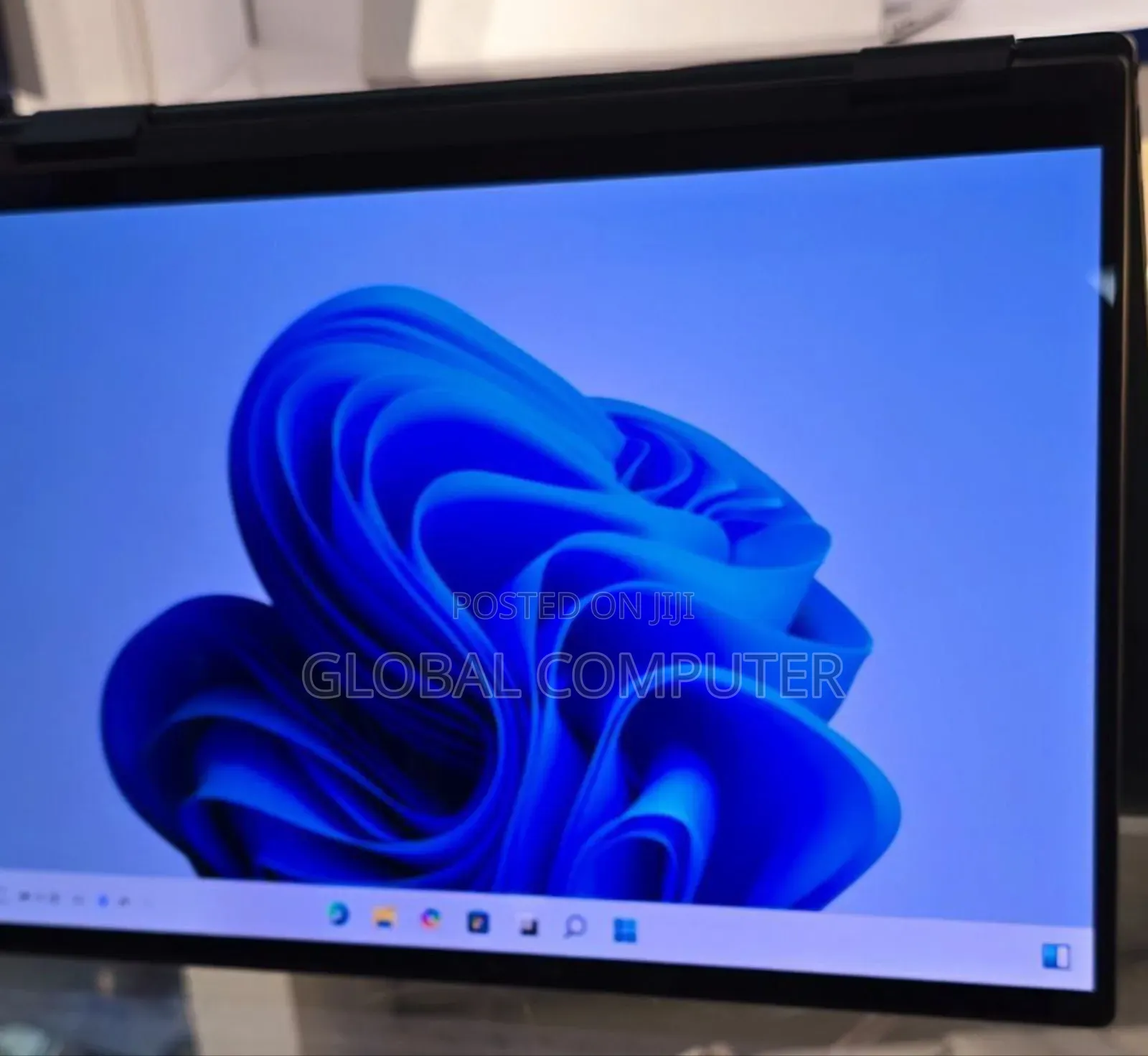 New Laptop Dell Inspiron 11 3168 16GB Intel Core I7 SSD 512GB