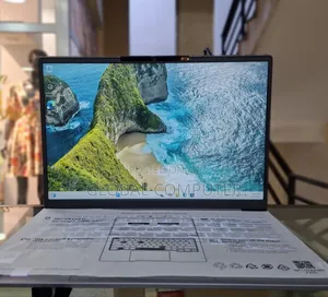 New Laptop Lenovo ThinkBook 15 16GB Intel Core I7 SSD 512GB