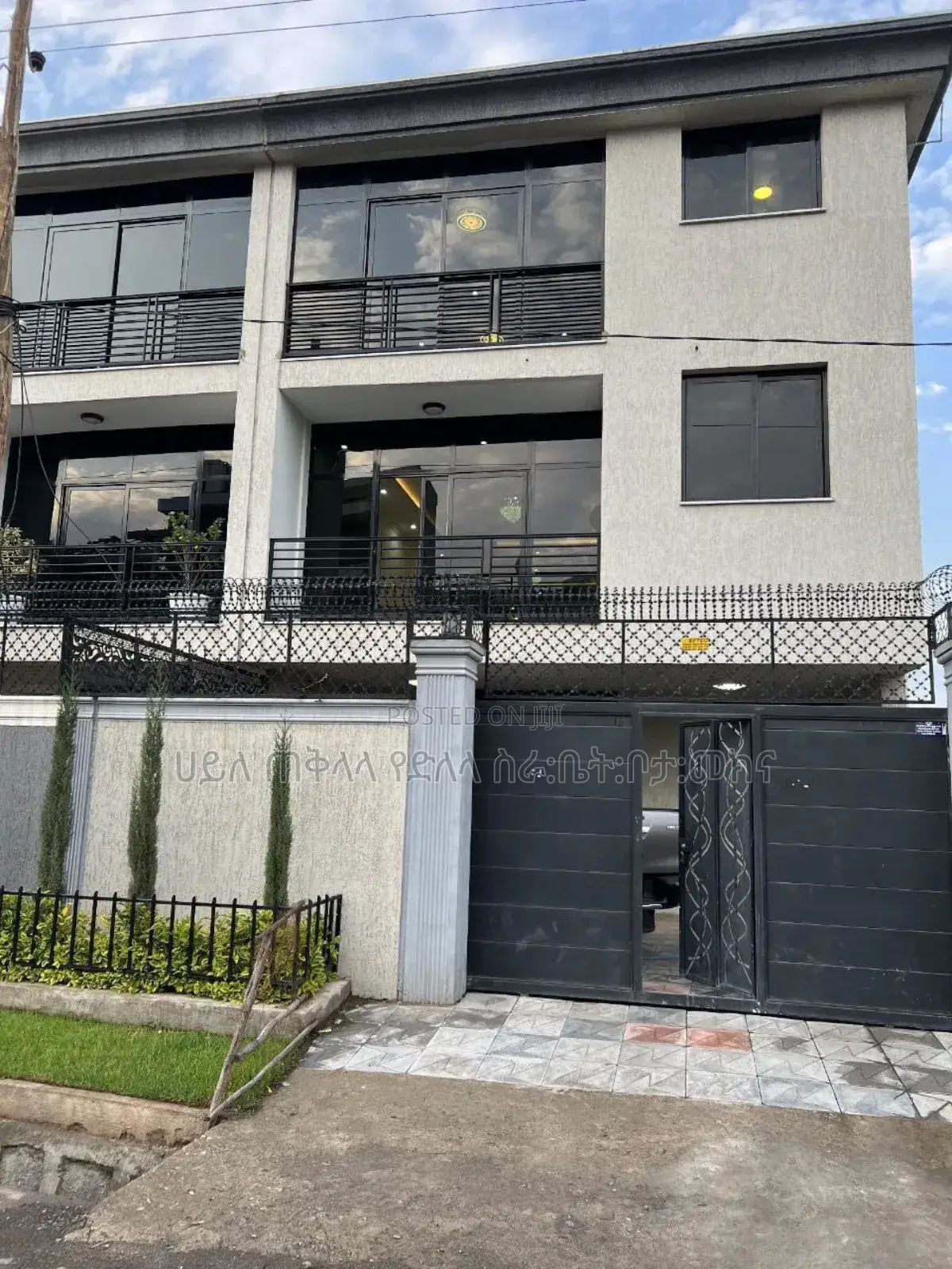 Furnished 6bdrm House in አባክሮስ አካባቢ, Oromia-Finfinne for sale