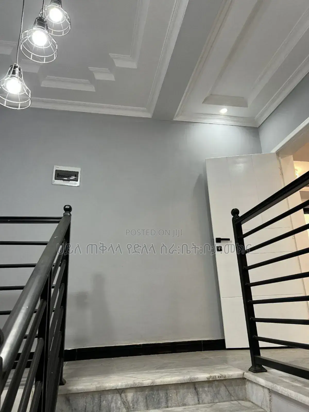 Furnished 6bdrm House in አባክሮስ አካባቢ, Oromia-Finfinne for sale