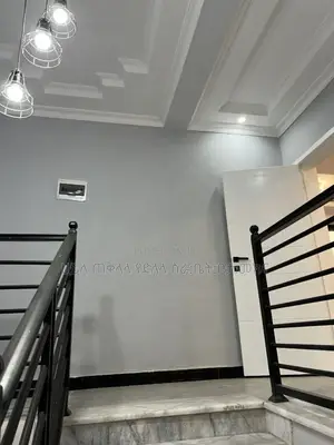 Furnished 6bdrm House in አባክሮስ አካባቢ, Oromia-Finfinne for sale