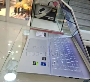 New Laptop HP Envy 14 16GB Intel Core I7 SSD 1T