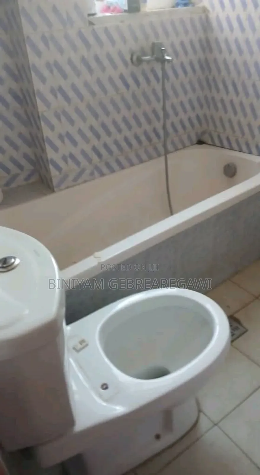 5bdrm Villa in House, Yeka for rent