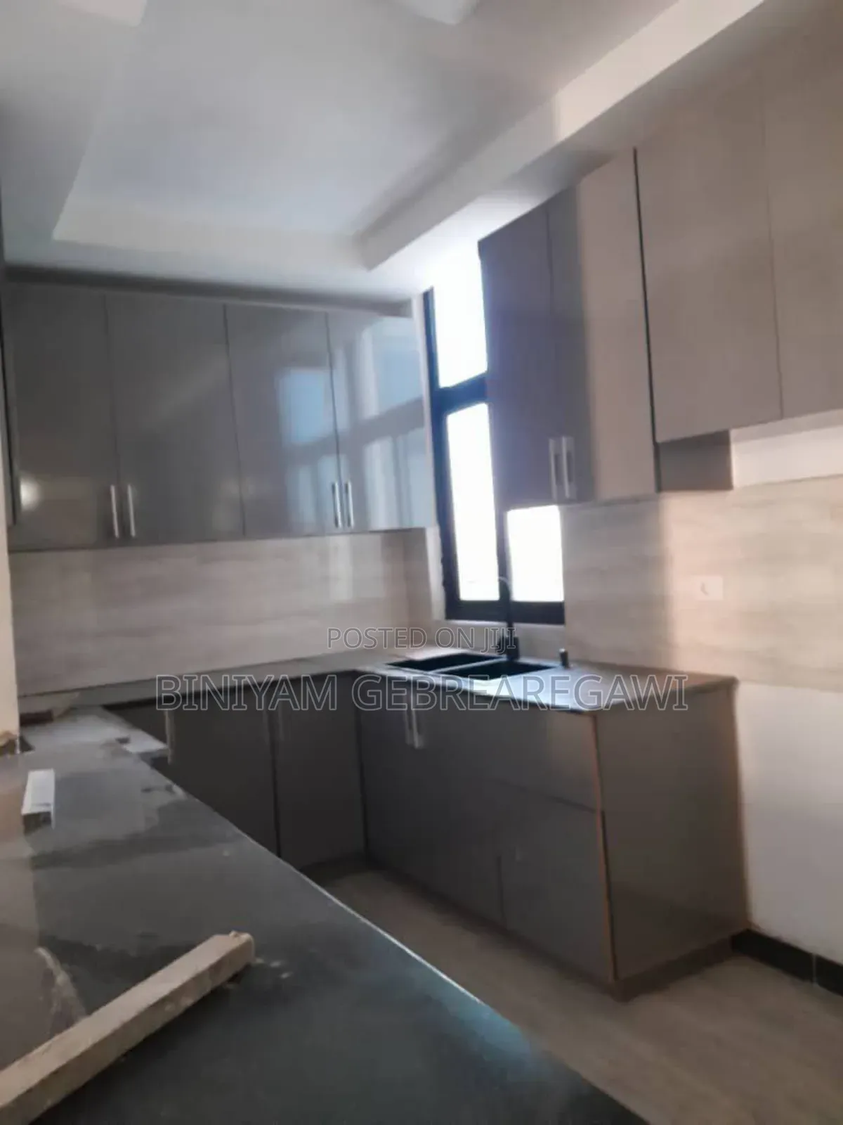 3bdrm Apartment in Apartment, Yeka for rent