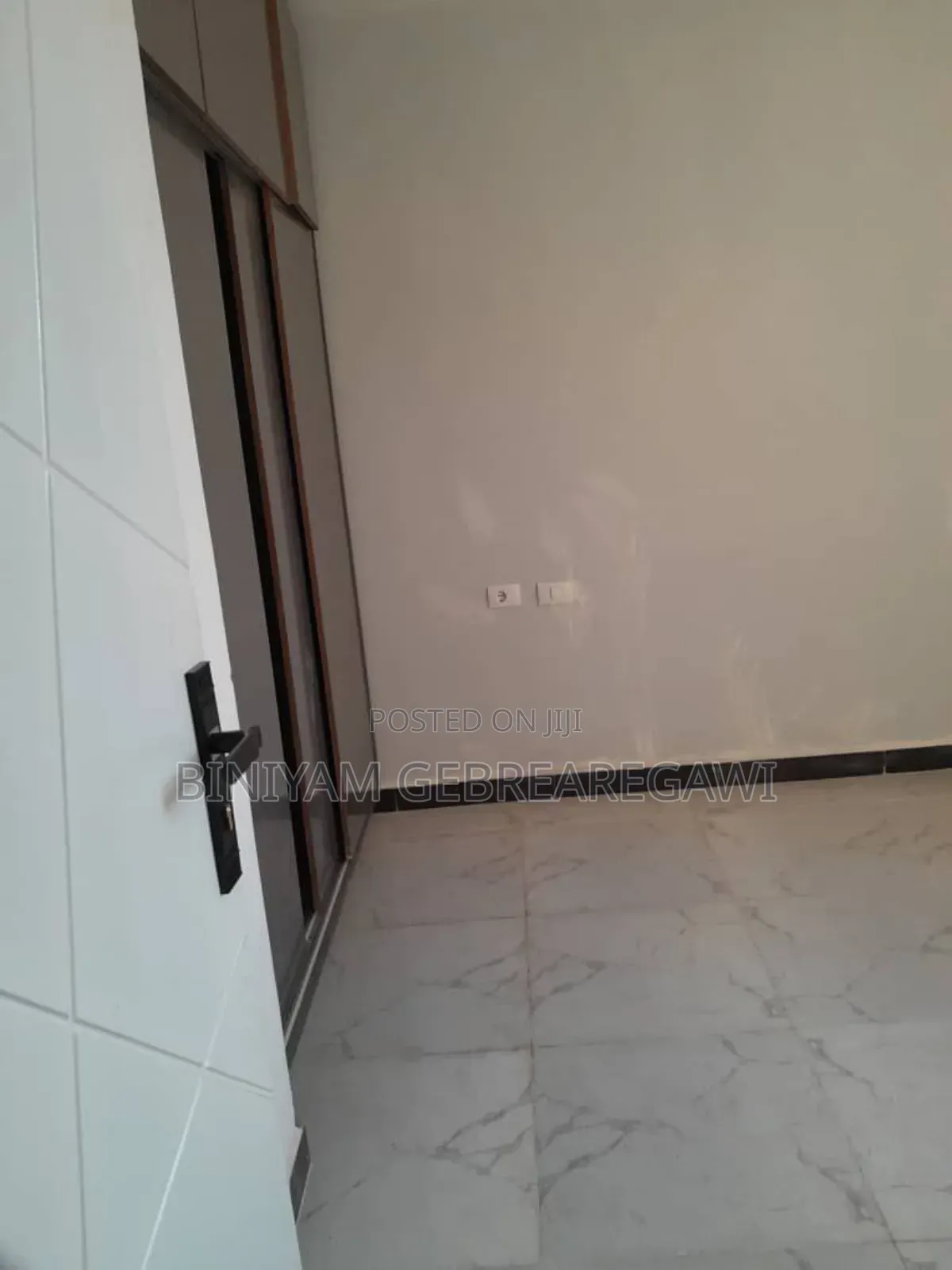 3bdrm Apartment in Apartment, Yeka for rent