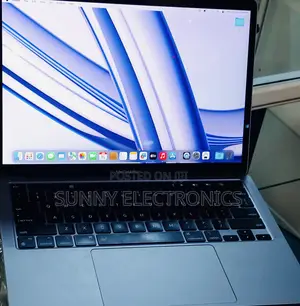 New Laptop Apple MacBook Pro 2022 M2 8GB Apple M2 SSD 256GB