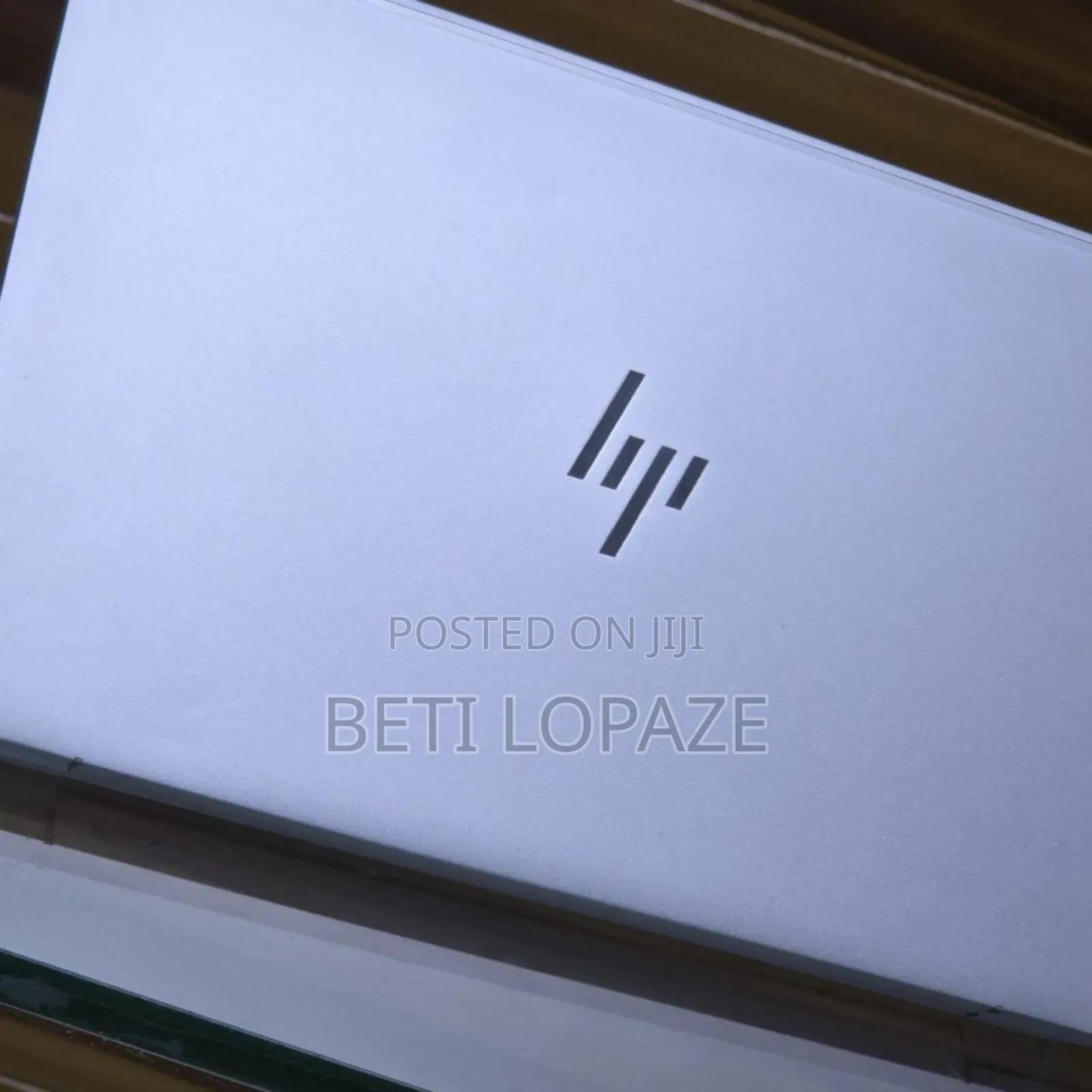 New Laptop HP Envy X360 8GB Intel Core I5 SSD 256GB