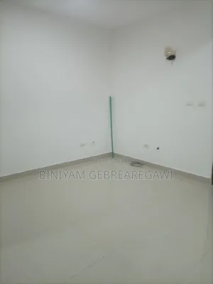3bdrm Apartment in Apartment, Yeka for rent
