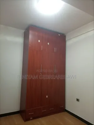 3bdrm Apartment in Apartment, Yeka for rent