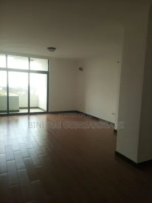 3bdrm Apartment in Apartment, Yeka for rent
