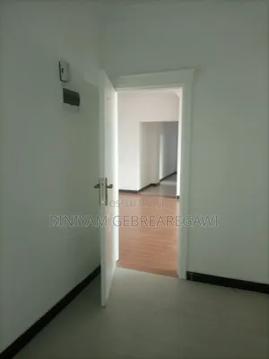 3bdrm Apartment in Apartment, Yeka for rent