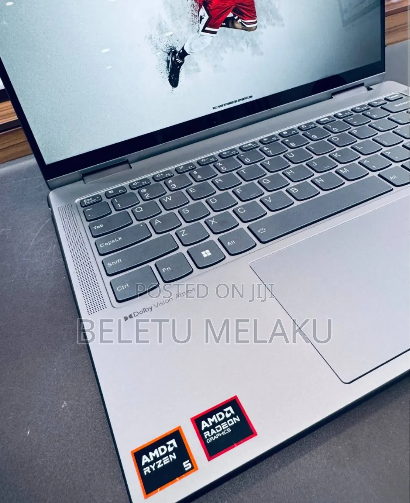 New Laptop Lenovo Yoga 7i 8GB AMD Ryzen 5 SSD 512GB