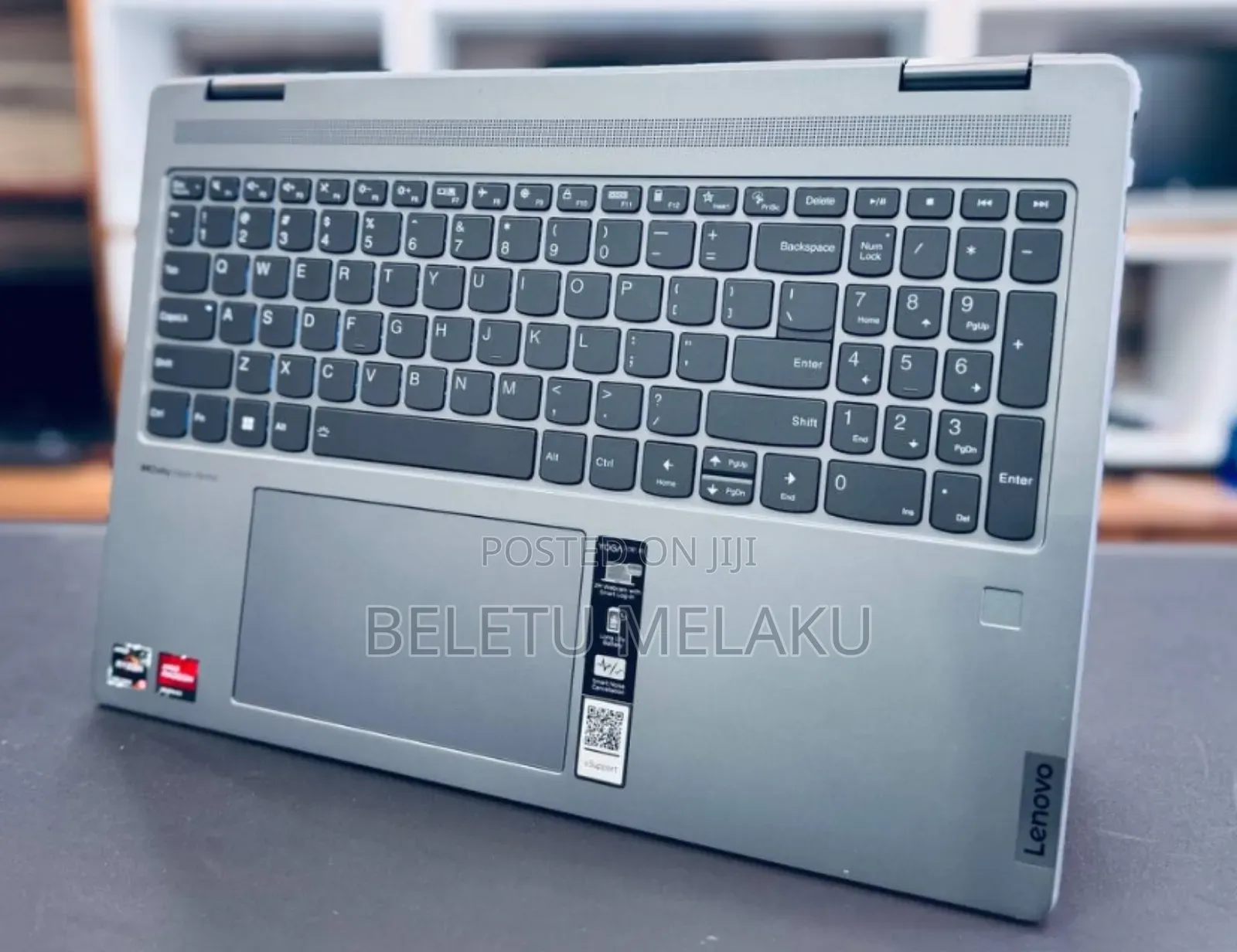 New Laptop Lenovo Yoga 7i 8GB AMD Ryzen 5 SSD 512GB