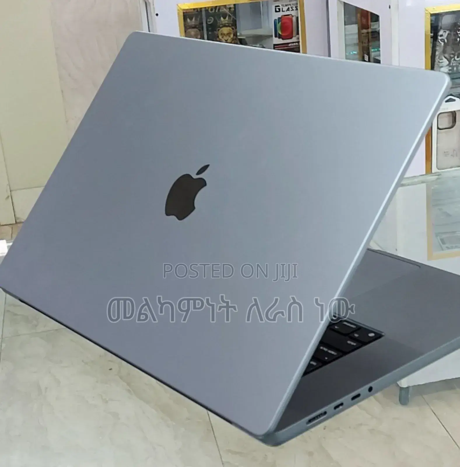 New Laptop Apple MacBook Pro 2021 M1 16GB Apple M1 Pro SSD 512GB