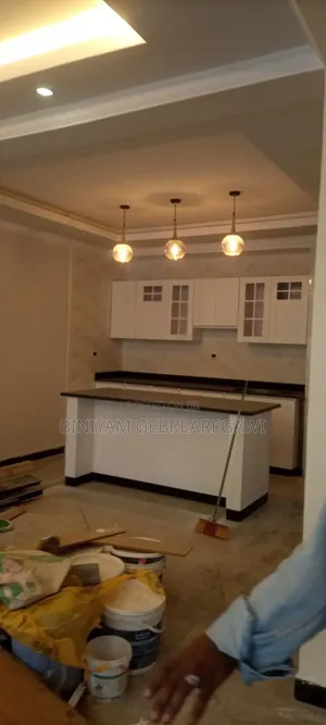 5bdrm House in G+2, Yeka for rent