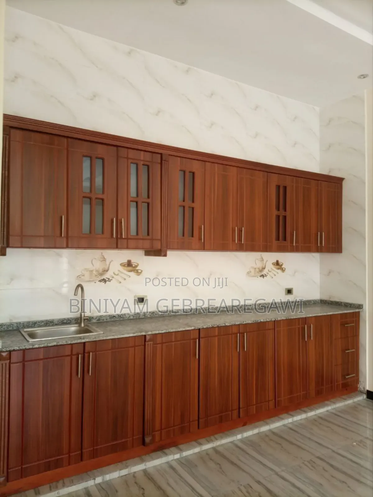 Furnished 1bdrm Apartment in Apartment, Yeka for rent