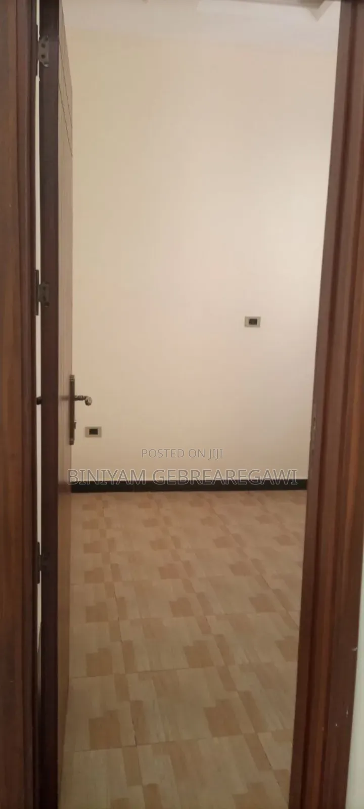 3bdrm Apartment in Apartment, Yeka for rent