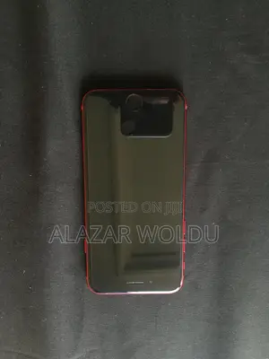 Apple iPhone SE (2020) 64 GB Red