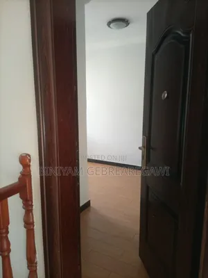 3bdrm Apartment in Apartment, Yeka for rent