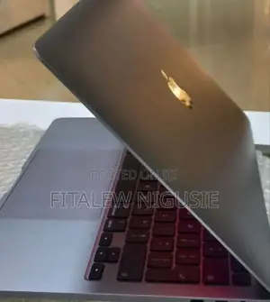 New Laptop Apple MacBook 16GB Intel Core I5 SSD 512GB