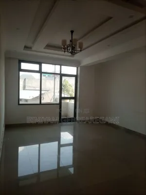 3bdrm Apartment in Apartment, Yeka for rent