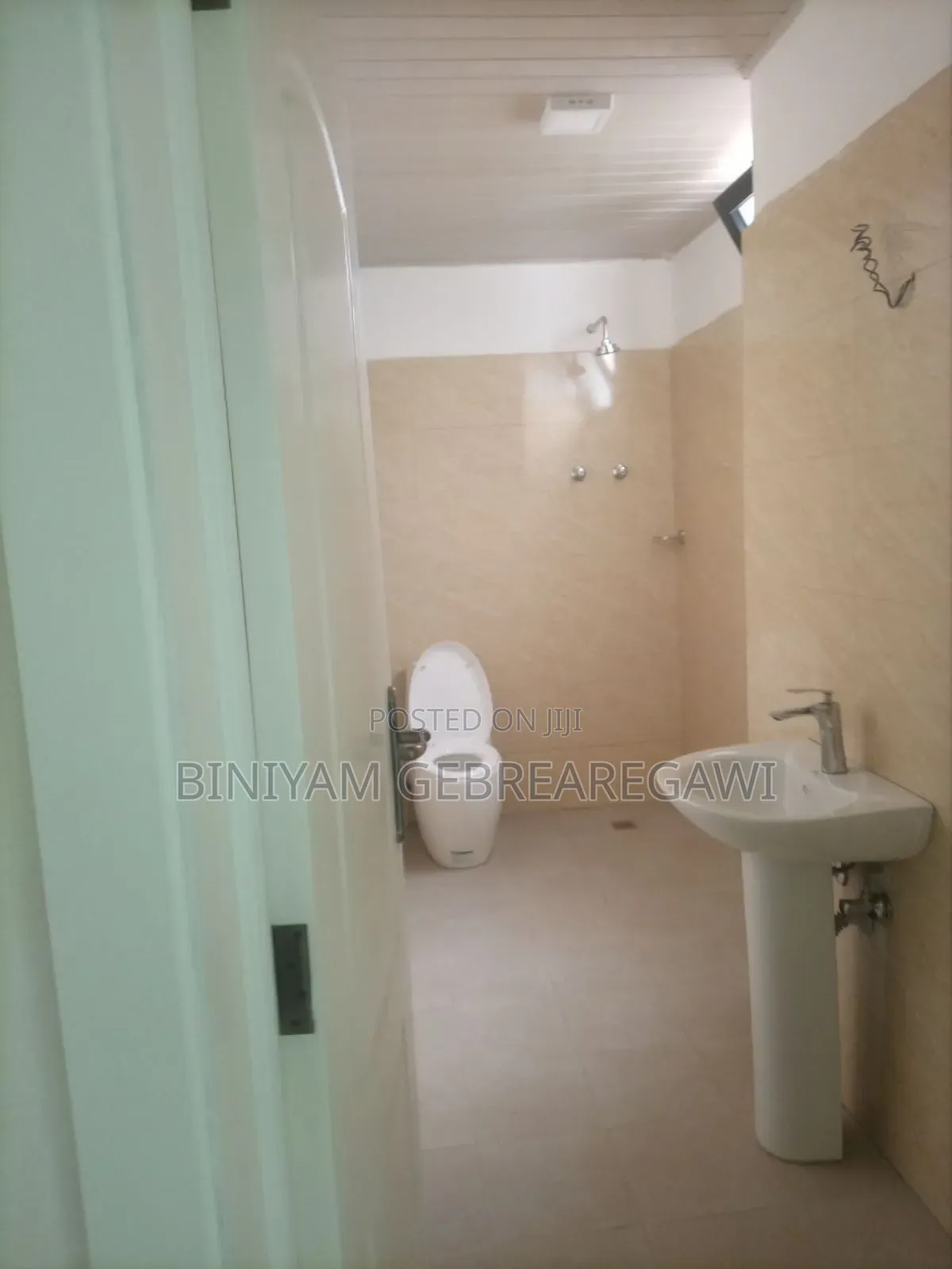2bdrm Apartment in Apartment, Yeka for rent