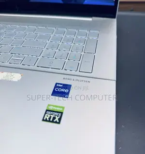 New Laptop HP Envy 17 16GB Intel Core I7 SSD 1T