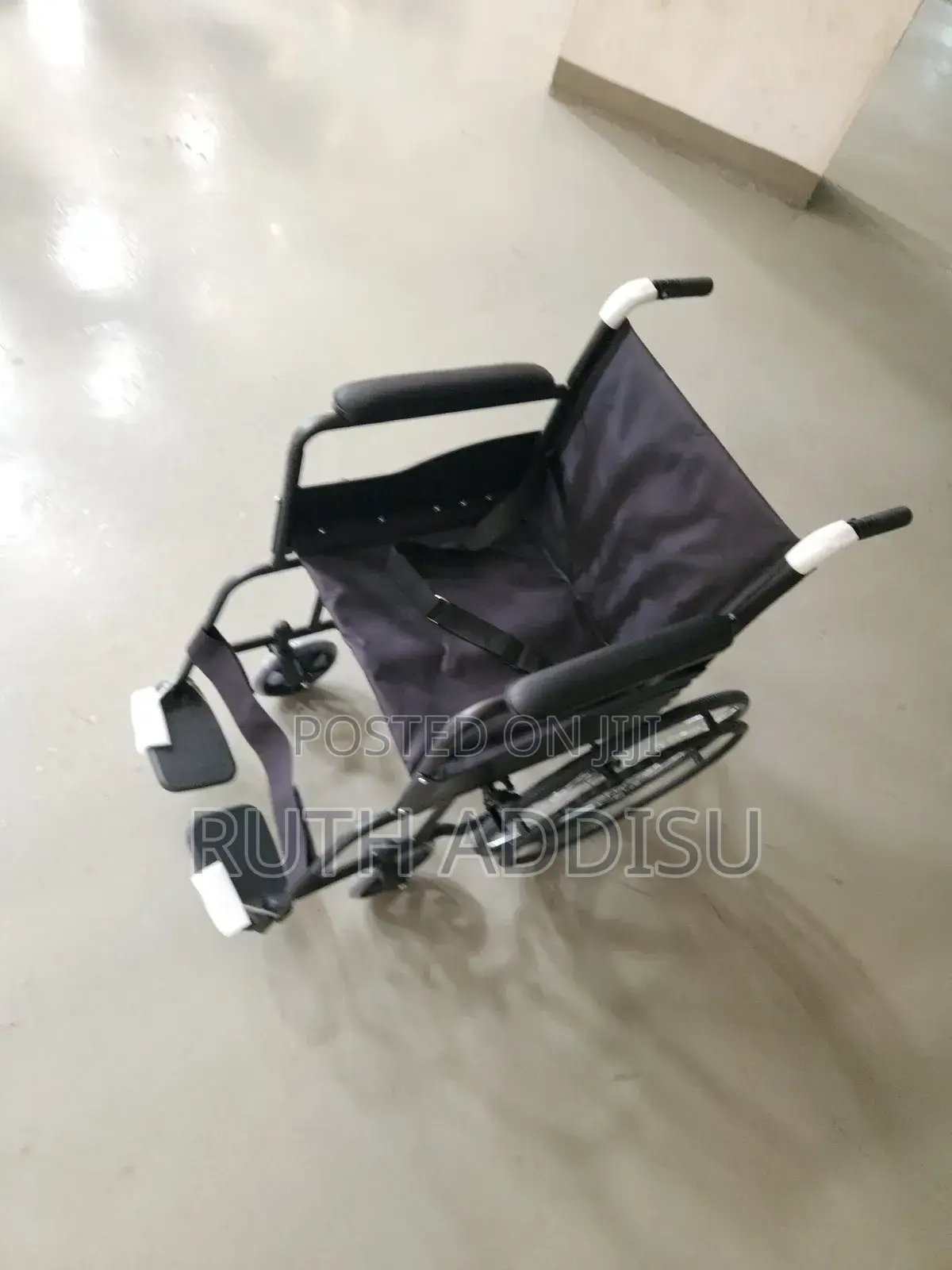 Wheelchair去玩wheelchair與會wheelchair歪斜wheelchair姦殺wheelchair