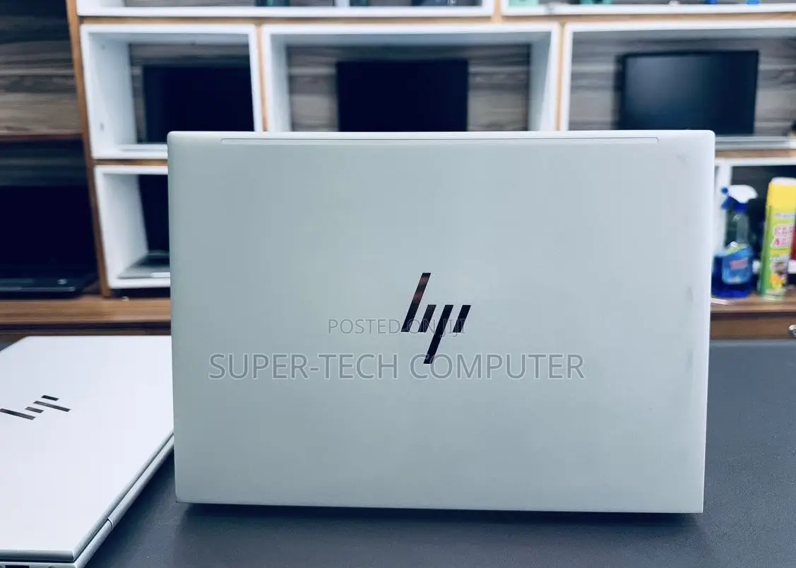 New Laptop HP EliteBook 840 10 16GB Intel Core I7 SSD 512GB