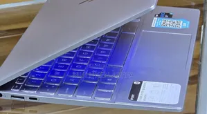 New Laptop HP Envy 14 8GB Intel Core I5 SSD 256GB