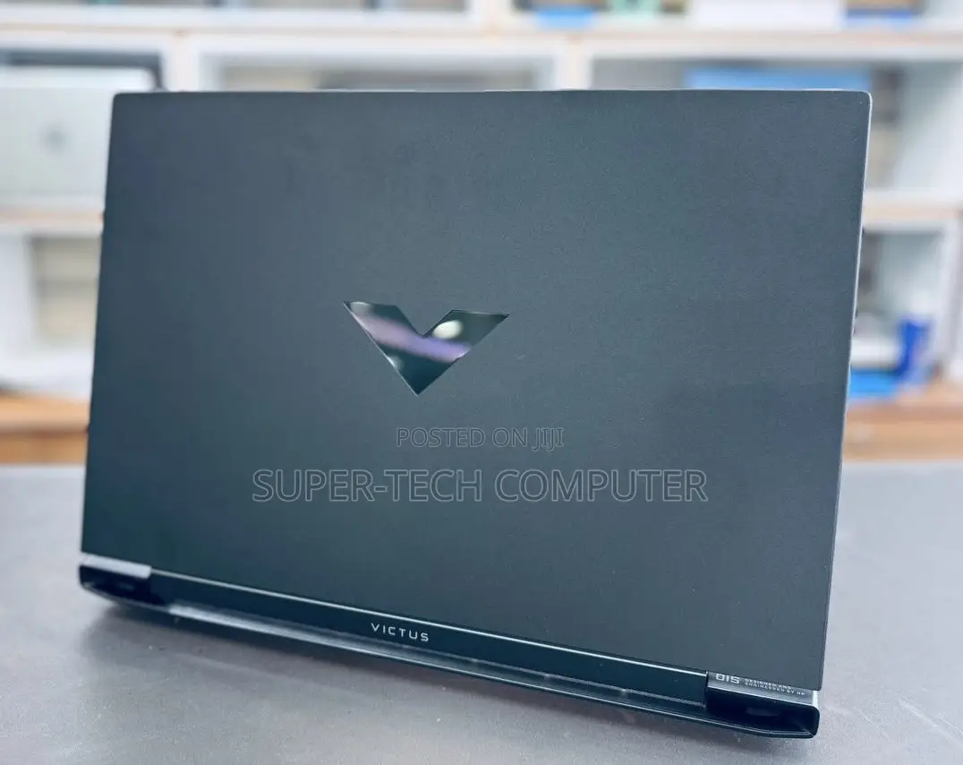 New Laptop HP Victus 15 16GB Intel Core I5 SSD 512GB