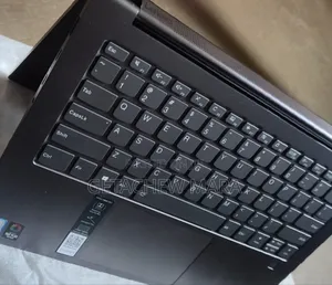 New Laptop Apple MacBook 2020 16GB Intel Core I5 SSD 512GB