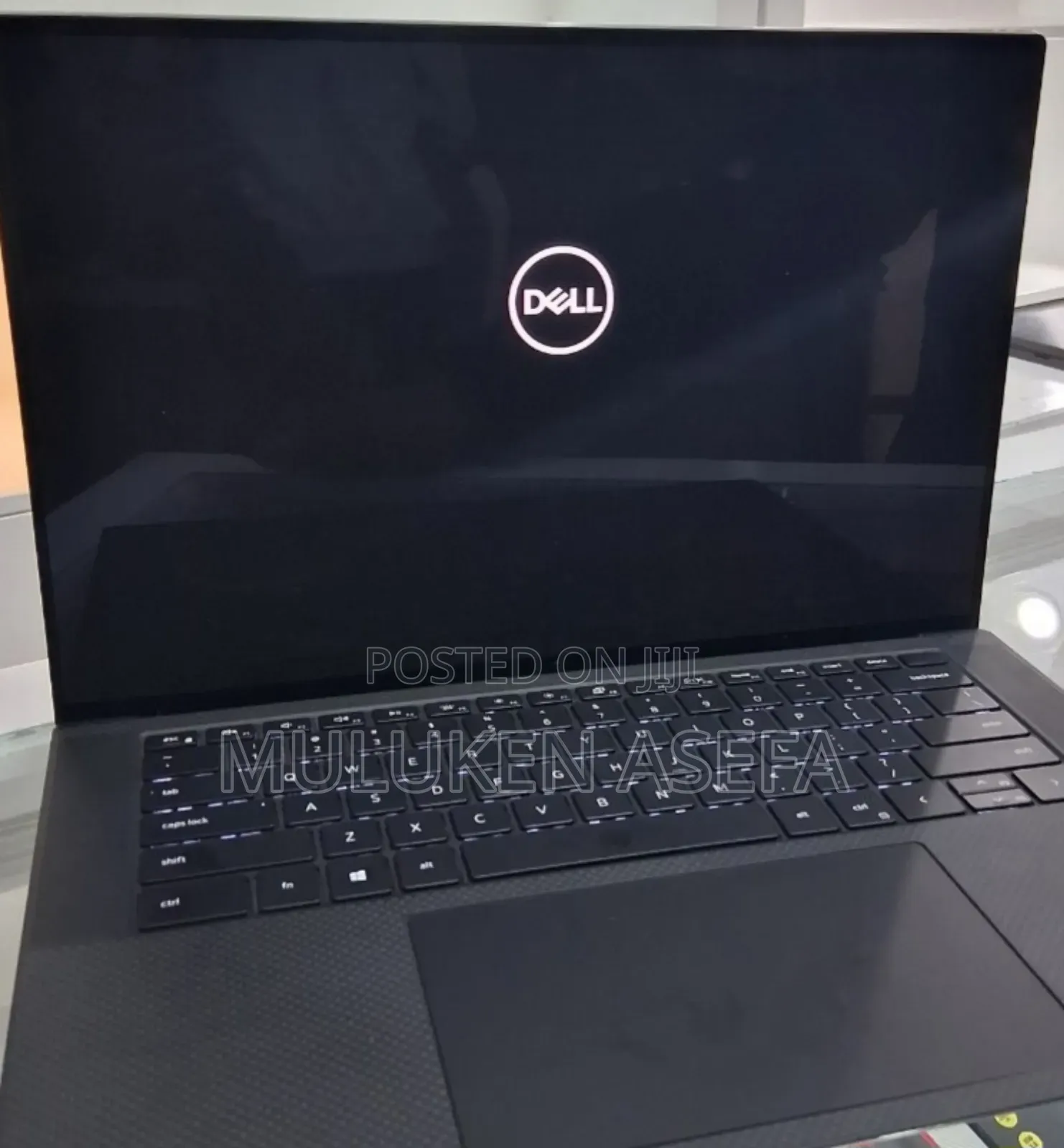 New Laptop Dell Precision 5550 16GB Intel Core I7 SSD 512GB