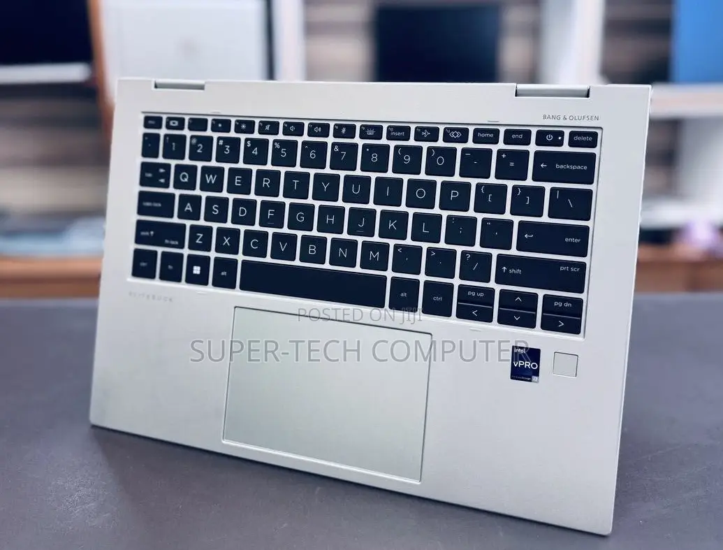 New Laptop HP EliteBook X GB Intel Core I7 SSD 512GB